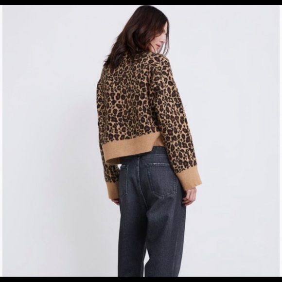 Zara New Without Tags Animal Print Oversized Sweater. Size Medium. - Picture 2 of 5